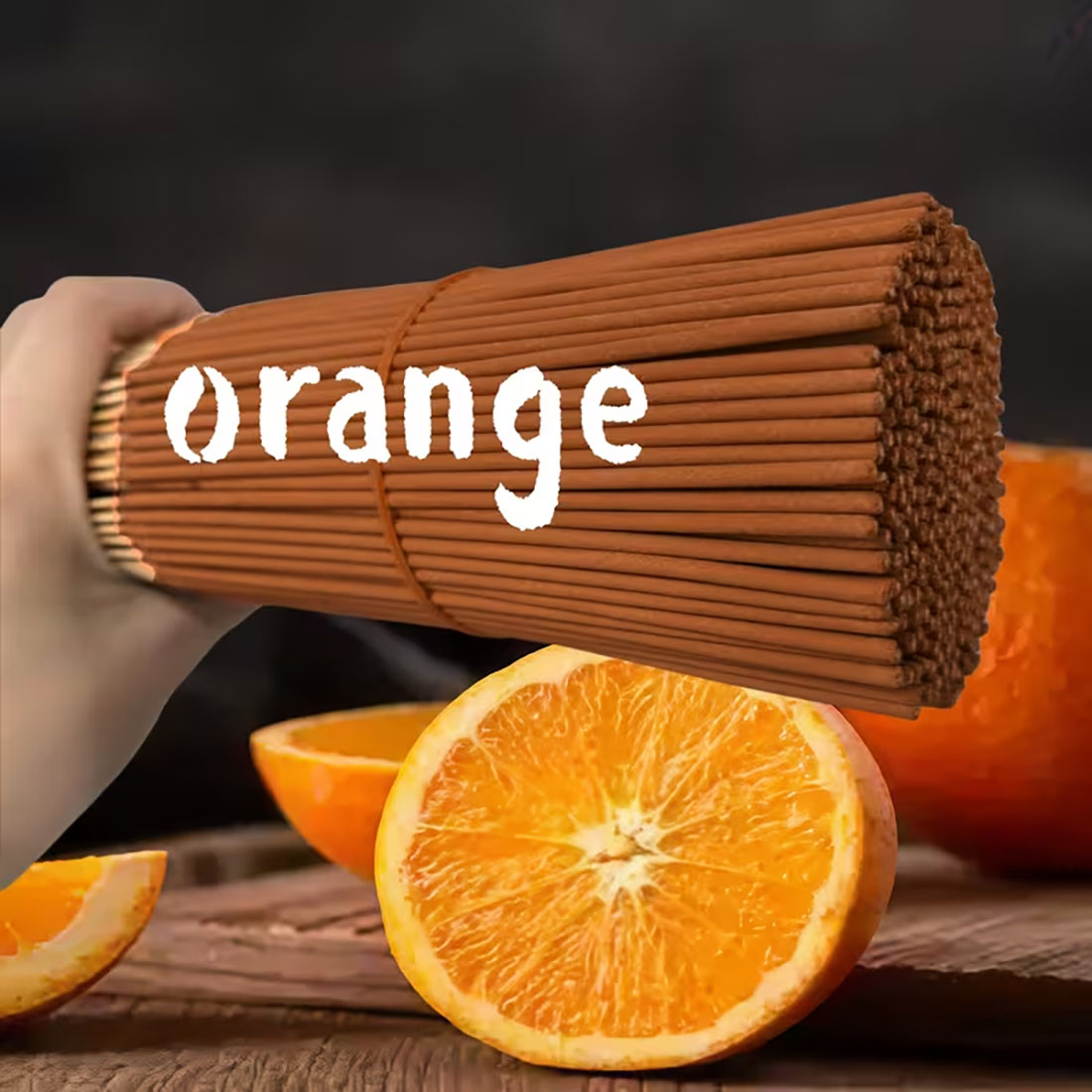 As varas de incenso laranja na - Home Office Yoga Room avaliação e preço